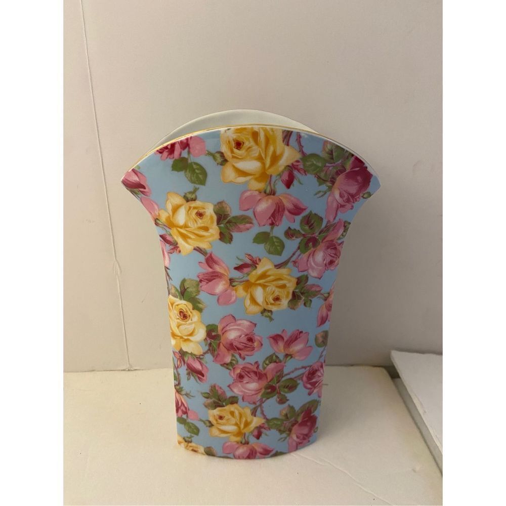 Formalities Roses on Blue Chintz‎ collection Vase